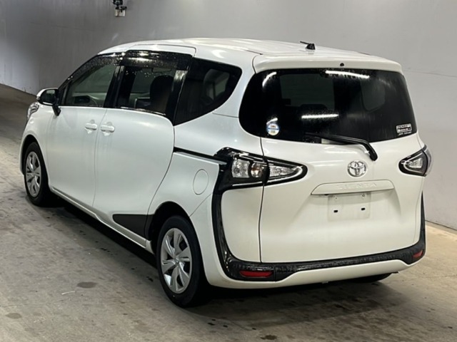 Toyota SIENTA 2021 7311819-1