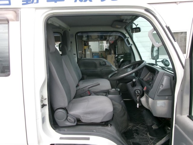 Mazda TITAN 2016 7316114-15