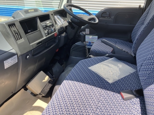 Mazda TITAN 2023 7316172-5
