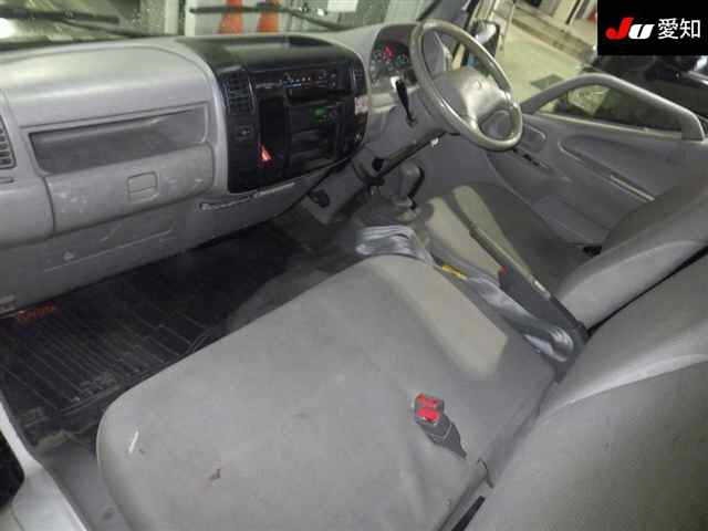 Toyota TOYOACE 2010 7298340-3