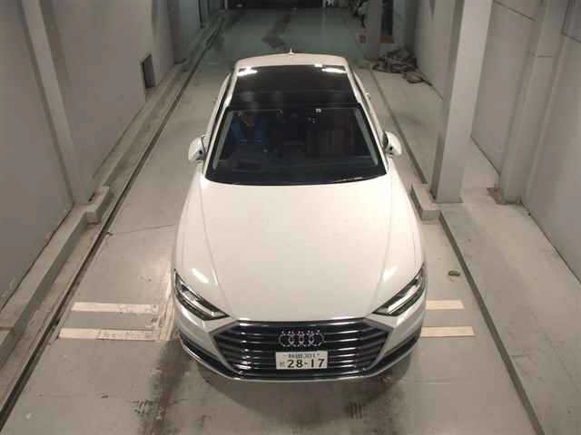 Audi A8 2019 7341174-6
