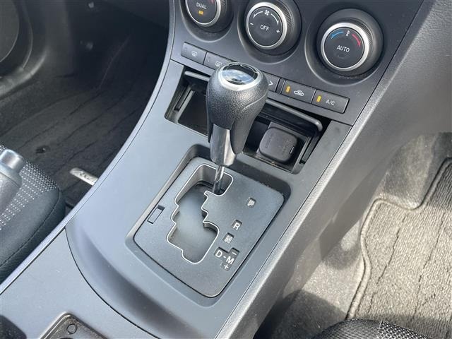 Mazda AXELA 2011 7333403-20