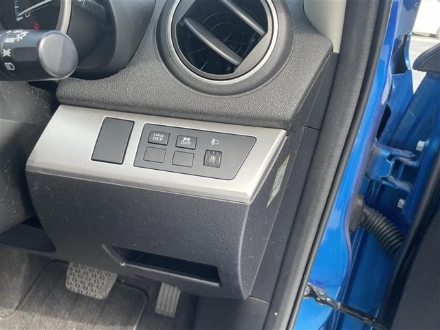 Mazda AXELA 2011 7333403-6