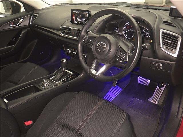 Mazda AXELA 2018 7333522-3