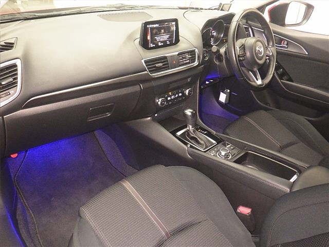 Mazda AXELA 2018 7333522-4