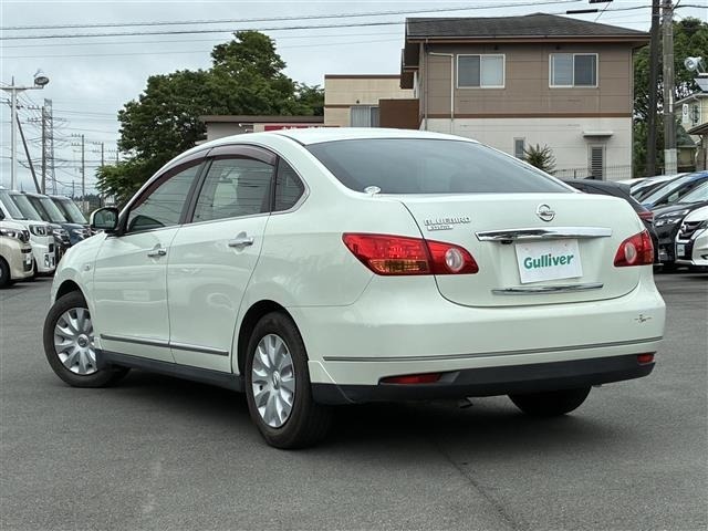 Nissan BLUEBIRD SYLPHY 2011 7319198-1