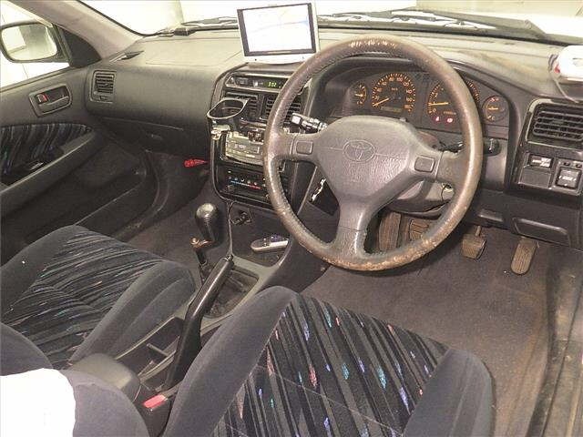 Toyota CARINA 1997 7318944-3