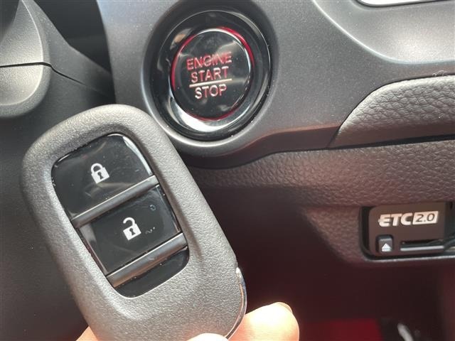 Honda CIVIC 2024 7321294-21