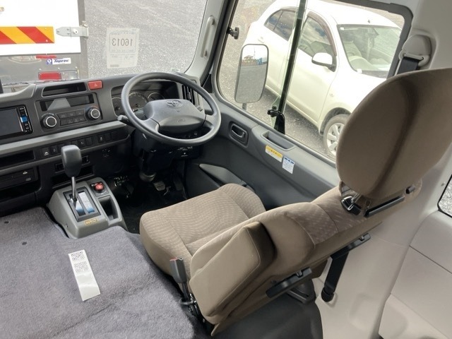 Toyota COASTER 2024 7318203-5