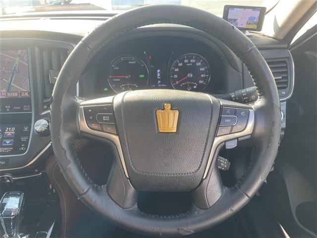 Toyota CROWN 2015 7316991-21