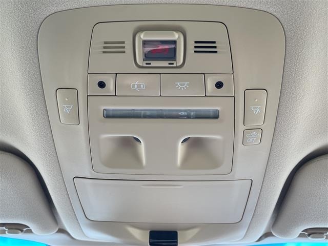 Toyota CROWN 2017 7317073-10