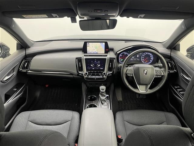 Toyota CROWN 2019 7317100-14
