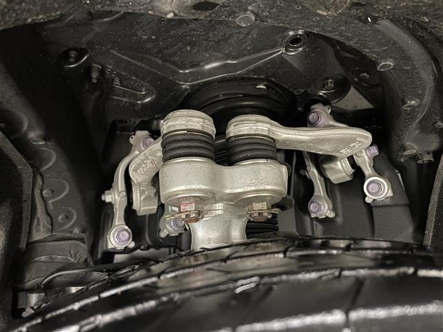 Toyota CROWN 2019 7317100-6