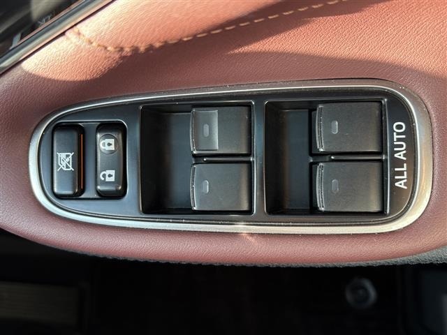 Toyota CROWN 2013 7317153-2