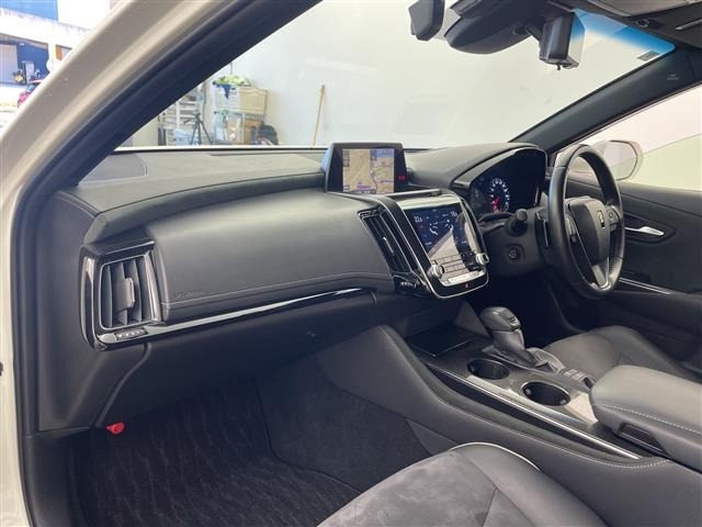 Toyota CROWN 2018 7317162-9