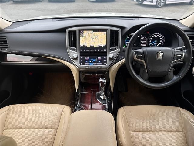 Toyota CROWN 2017 7317172-15