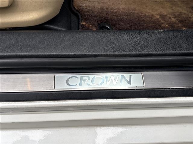 Toyota CROWN 2017 7317172-4