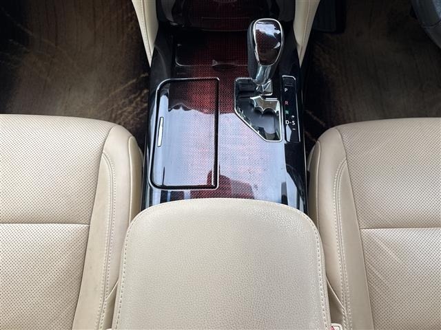 Toyota CROWN 2017 7317172-7