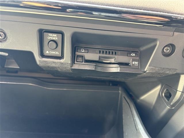 Toyota CROWN 2020 7317194-2