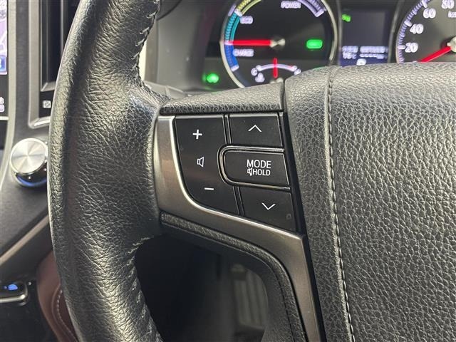 Toyota CROWN 2015 7317267-9