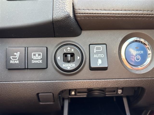 Toyota CROWN 2011 7317293-1
