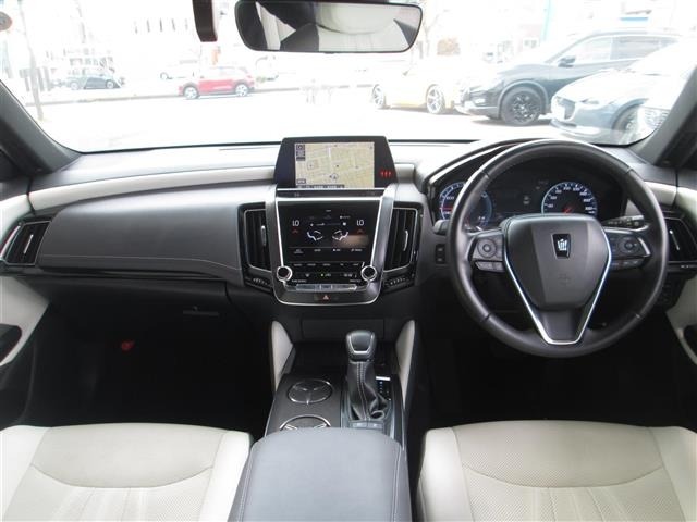 Toyota CROWN 2018 7317445-14