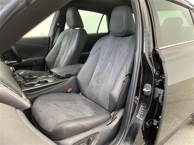 Toyota CROWN 2021 7317490-2