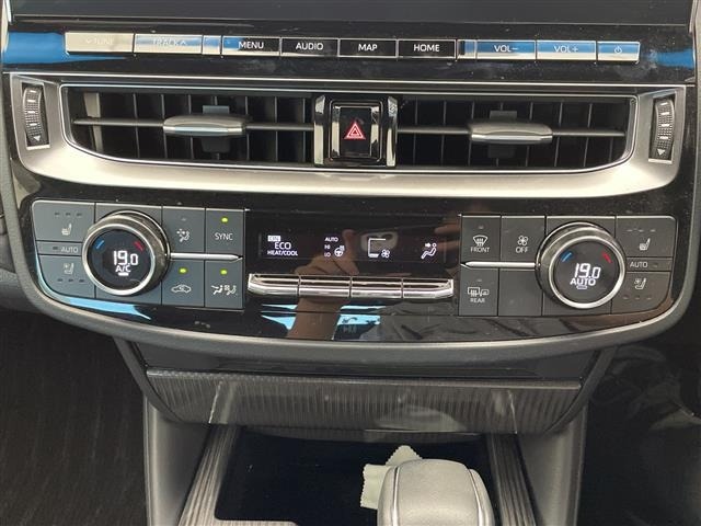 Toyota CROWN 2021 7317510-10