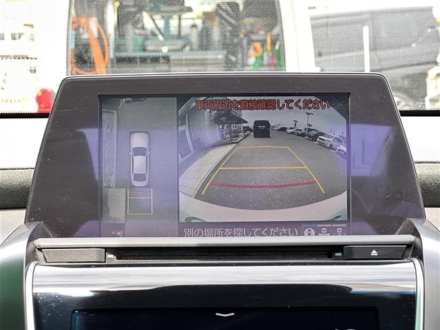 Toyota CROWN 2019 7317511-18