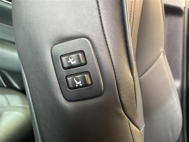 Toyota CROWN 2017 7317533-2