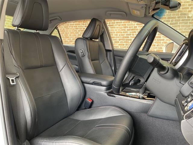 Toyota CROWN 2017 7317533-6