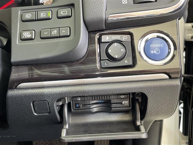 Toyota CROWN 2017 7317533-8