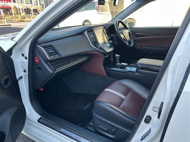 Toyota CROWN 2014 7317534-6