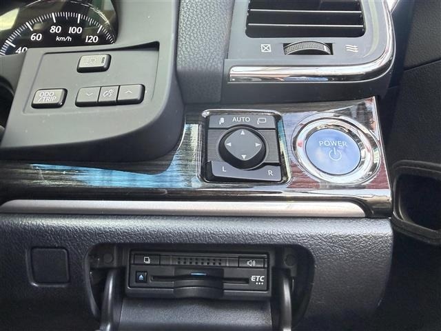 Toyota CROWN 2016 7317673-16