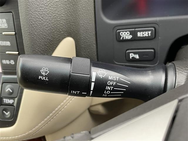 Toyota CROWN 2012 7317703-8