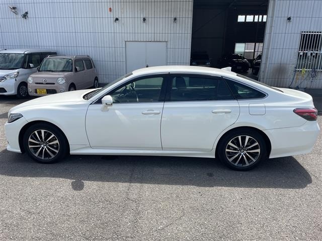Toyota CROWN 2019 7317704-18