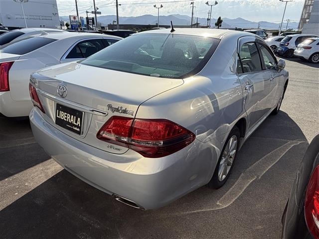 Toyota CROWN 2008 7317734-1