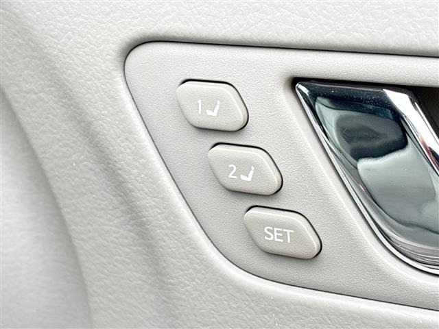 Toyota CROWN 2010 7317777-17