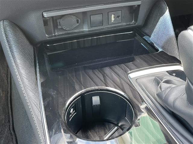 Toyota CROWN 2018 7317803-9