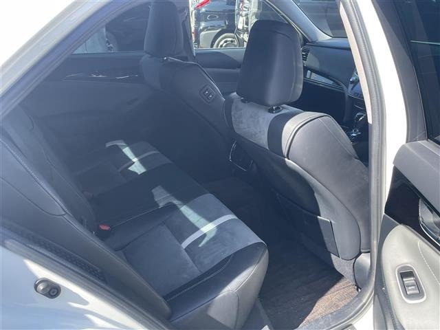 Toyota CROWN 2017 7317810-2