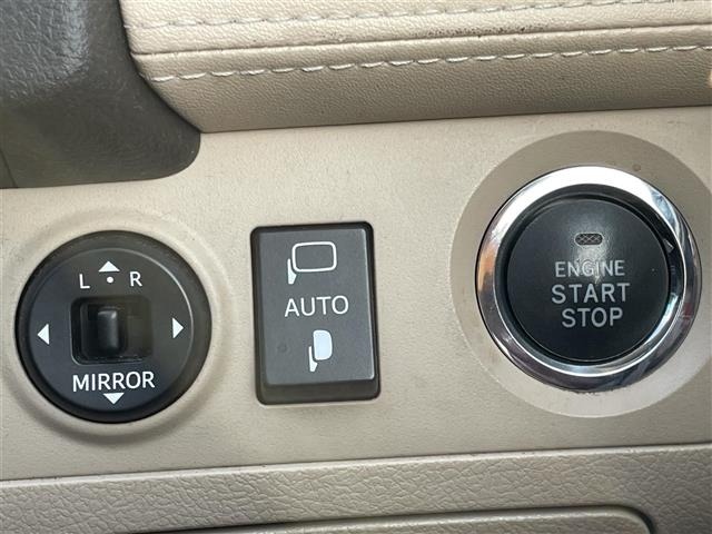 Toyota CROWN 2011 7317811-9
