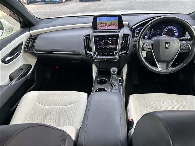 Toyota CROWN 2019 7317832-15