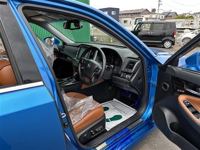 Toyota CROWN 2016 7317907-11