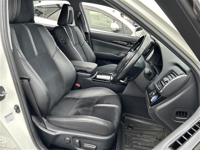 Toyota CROWN 2017 7317937-20
