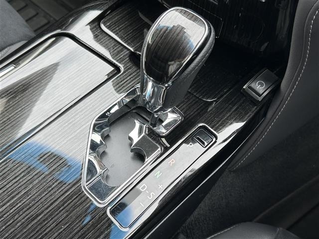 Toyota CROWN 2017 7317937-21