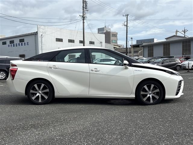 Toyota Mirai 2019 7318542-3