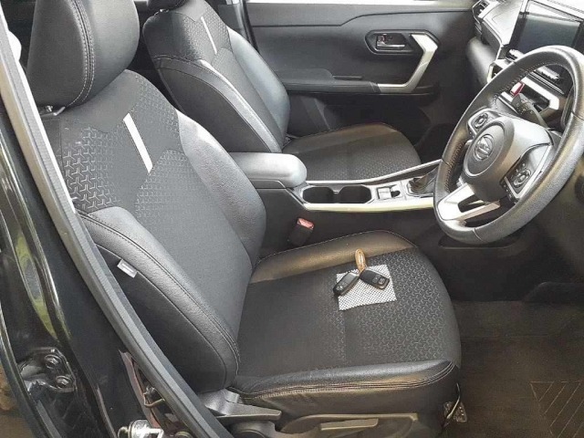 Daihatsu ROCKY 2022 7340956-8