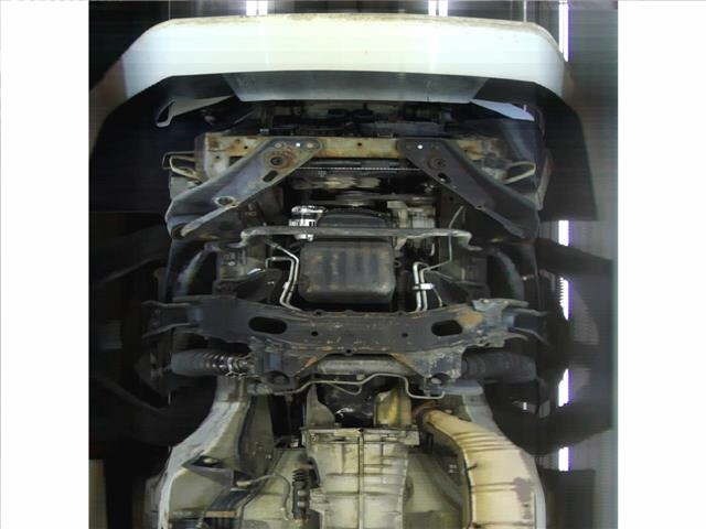 Nissan SKYLINE 2000 7317509-9