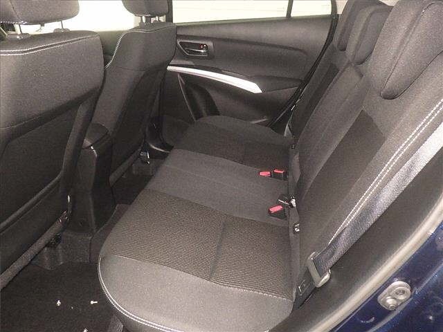 Suzuki SX4 2019 7318558-7