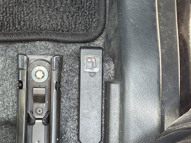 Suzuki WAGON R 2015 7337683-4